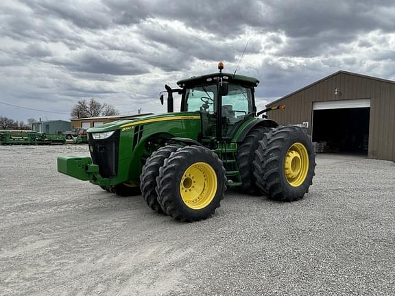 Image of John Deere 8360R equipment image 1