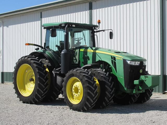 Image of John Deere 8360R equipment image 1