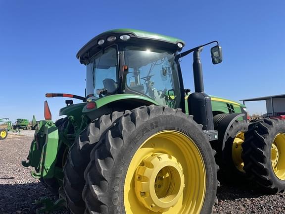 Image of John Deere 8360R equipment image 3