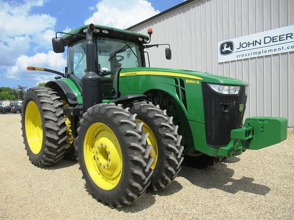 Image of John Deere 8360R equipment image 1