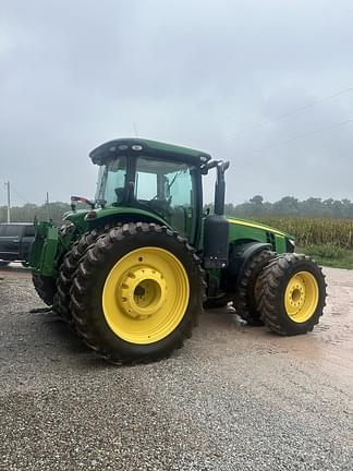 Image of John Deere 8360R equipment image 3