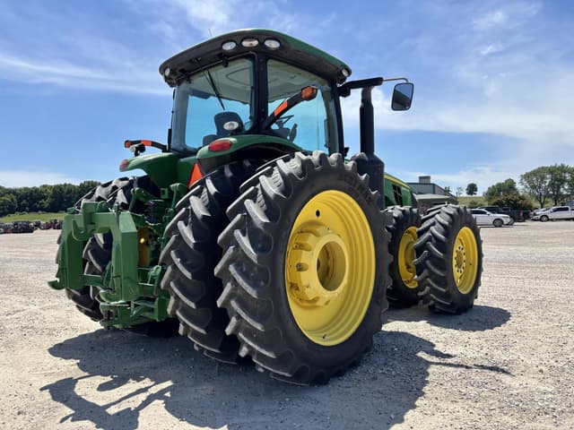 Image of John Deere 8360R equipment image 4