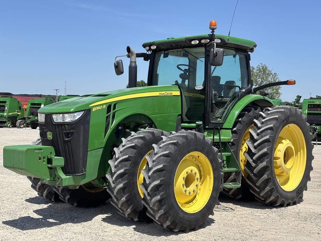 Image of John Deere 8360R Primary image