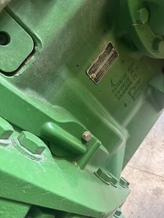 Image of John Deere 8360R equipment image 4