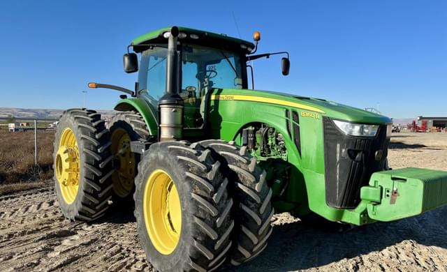 Image of John Deere 8360R equipment image 1