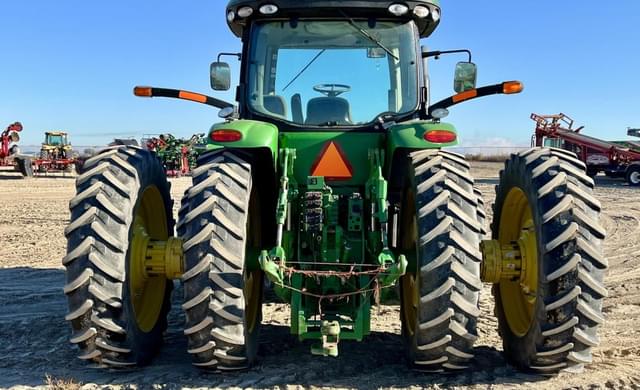 Image of John Deere 8360R equipment image 4