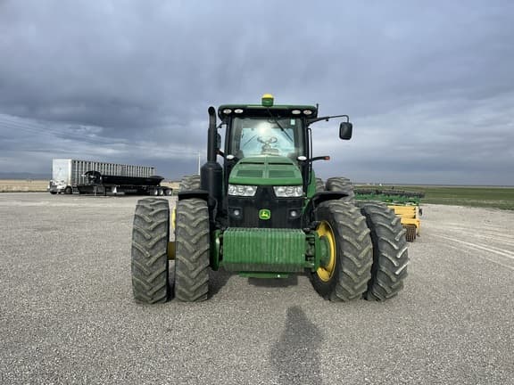 Image of John Deere 8360R equipment image 2