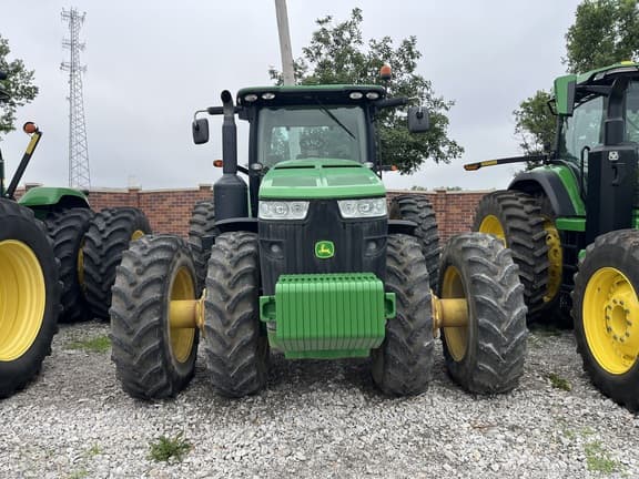 Image of John Deere 8360R equipment image 2
