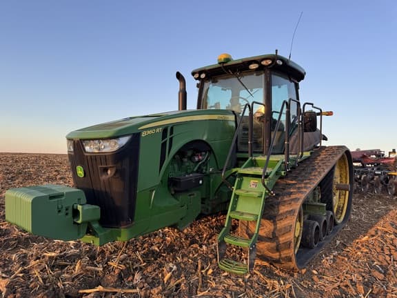 Image of John Deere 8360RT equipment image 2