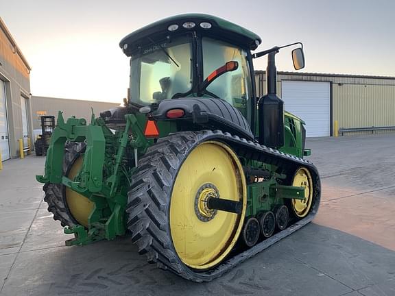 Image of John Deere 8360RT equipment image 2