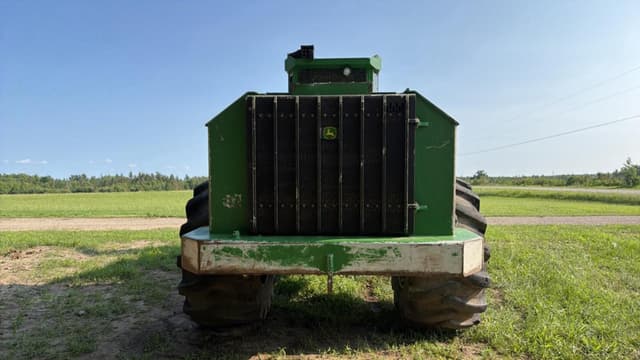 Image of John Deere 843K equipment image 3