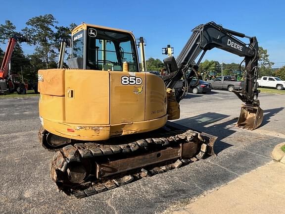 Image of John Deere 85D equipment image 2