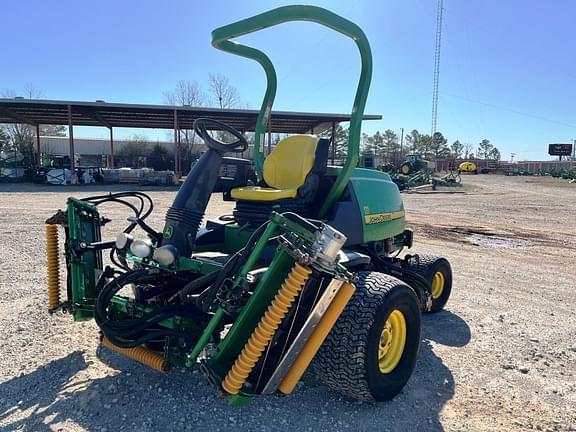 Image of John Deere 8700 Primary image