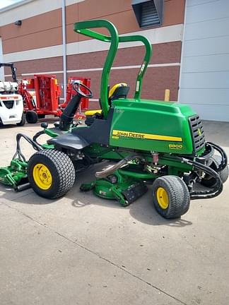 Image of John Deere 8800 equipment image 1