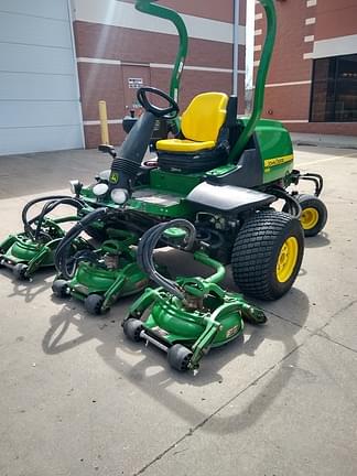 Image of John Deere 8800 Primary image