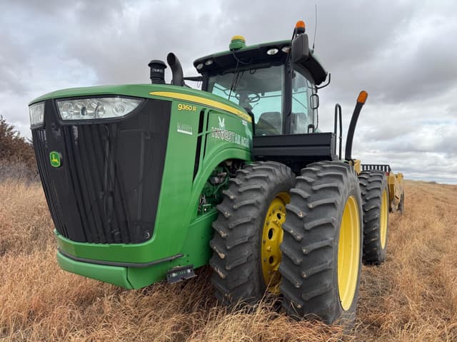 Image of John Deere 9360R equipment image 1