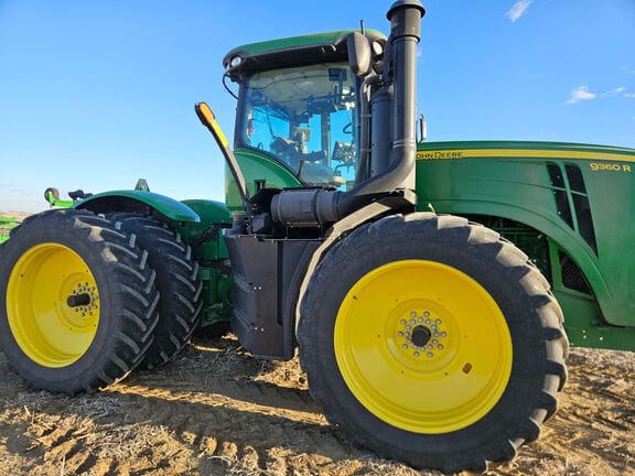 2012 John Deere 9360R Equipment Image0