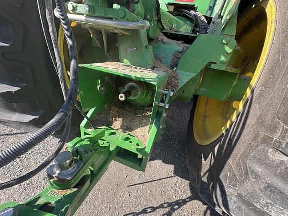 Image of John Deere 9360R equipment image 4