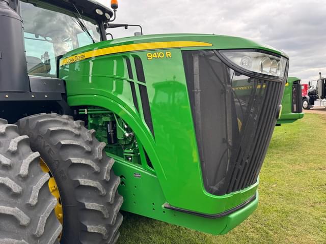 Image of John Deere 9410R equipment image 4