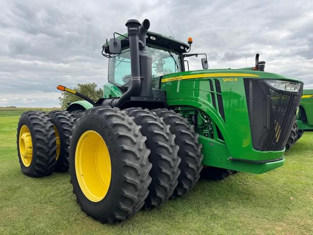 Image of John Deere 9410R equipment image 1
