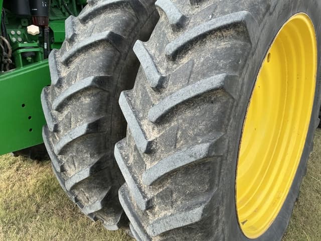 Image of John Deere 9410R equipment image 1