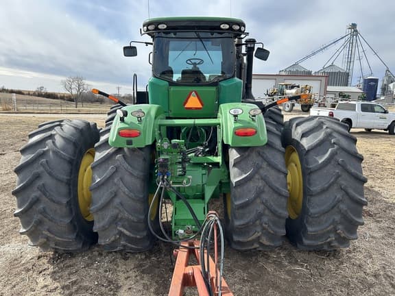 Image of John Deere 9410R equipment image 3