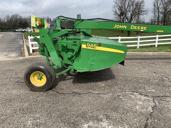 Main image John Deere 946