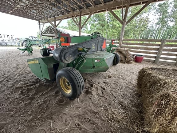 Image of John Deere 946 equipment image 1