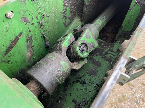Image of John Deere 946 equipment image 4