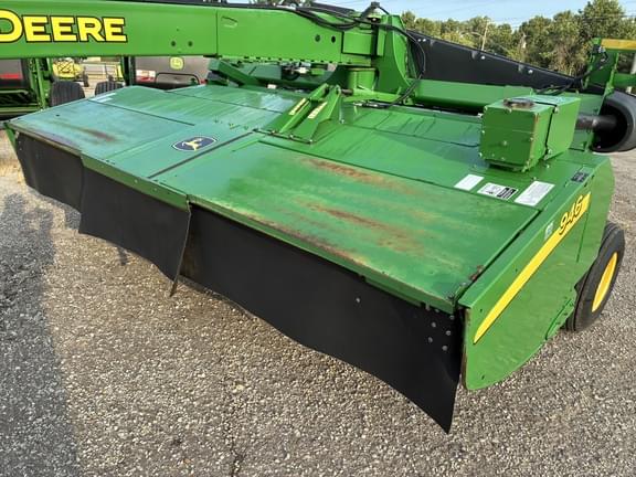 Image of John Deere 946 equipment image 4