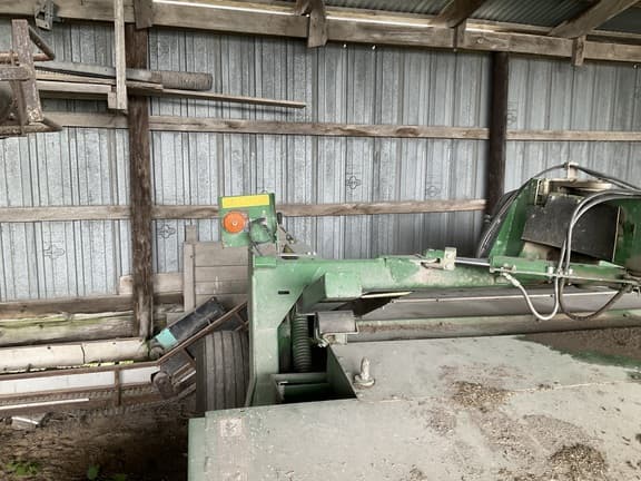 Image of John Deere 946 equipment image 4