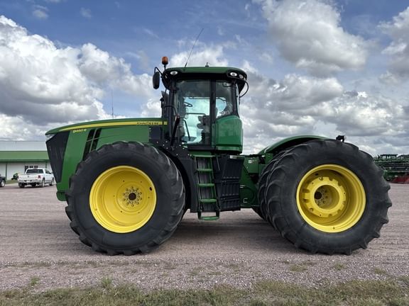 2012 John Deere 9460R Equipment Image0