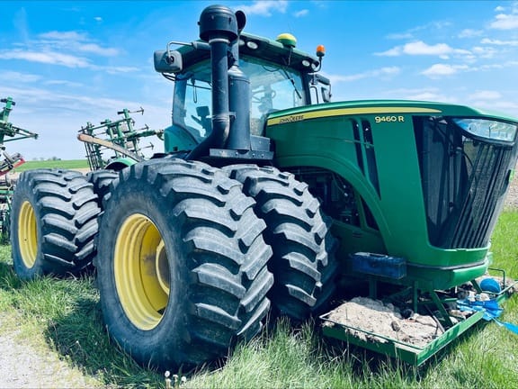2012 John Deere 9460R Equipment Image0