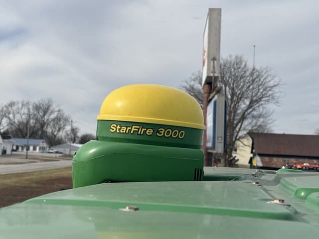 Image of John Deere 9510R equipment image 4