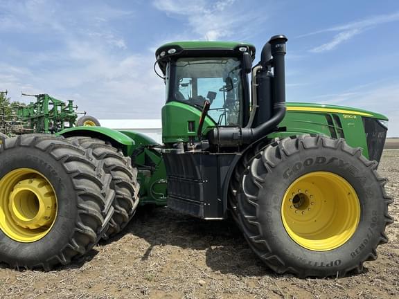 Image of John Deere 9510R equipment image 2