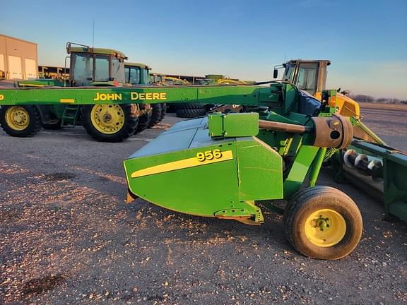 Image of John Deere 956 equipment image 2