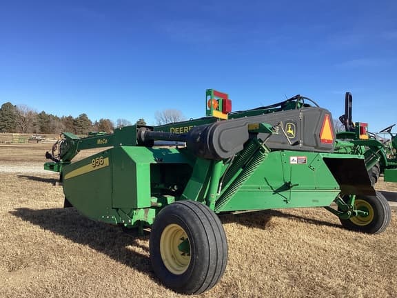 Image of John Deere 956 equipment image 3