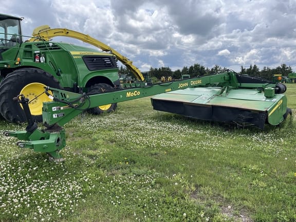 2012 John Deere 956 Equipment Image0