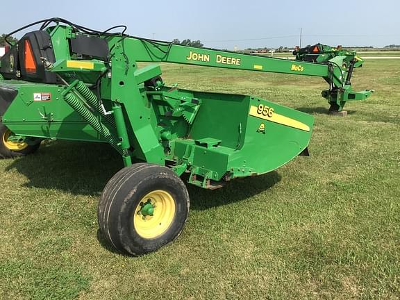 Image of John Deere 956 equipment image 4