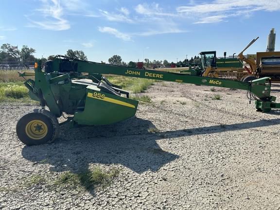 Image of John Deere 956 equipment image 2