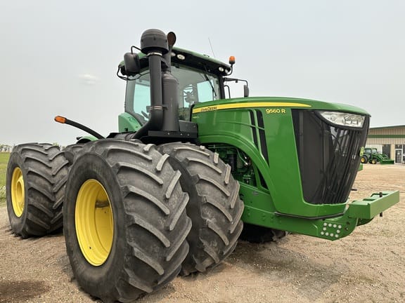 2012 John Deere 9560R Equipment Image0
