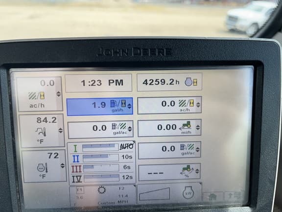 Image of John Deere 9560R equipment image 4