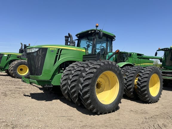 2012 John Deere 9560R Equipment Image0