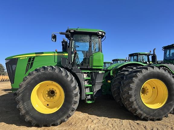 Image of John Deere 9560R equipment image 1