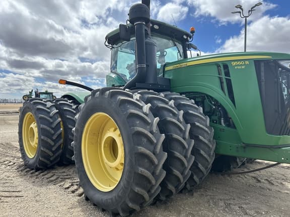 Image of John Deere 9560R equipment image 2