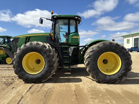 2012 John Deere 9560R Equipment Image0