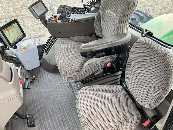 Image of John Deere 9560R equipment image 3