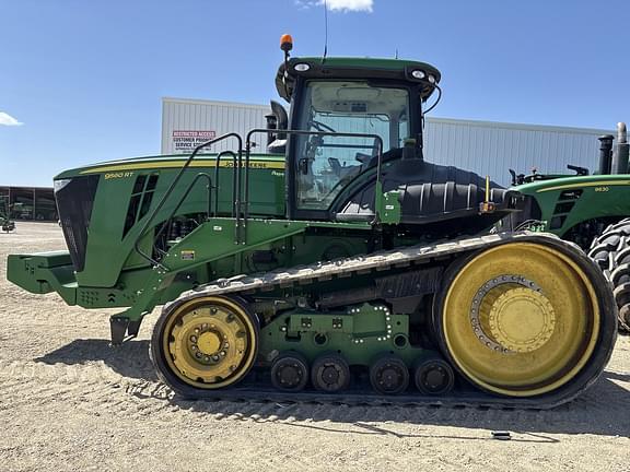 Image of John Deere 9560RT equipment image 1