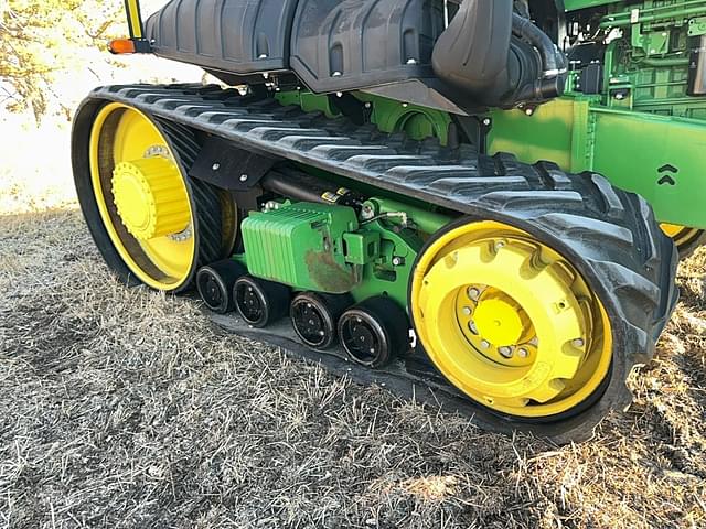 Image of John Deere 9560RT equipment image 3