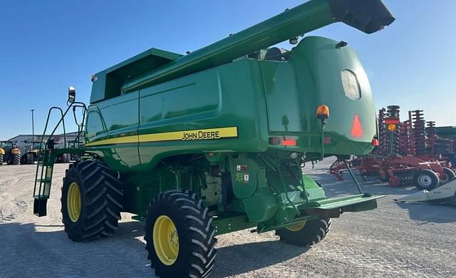 Image of John Deere 9570 STS equipment image 3